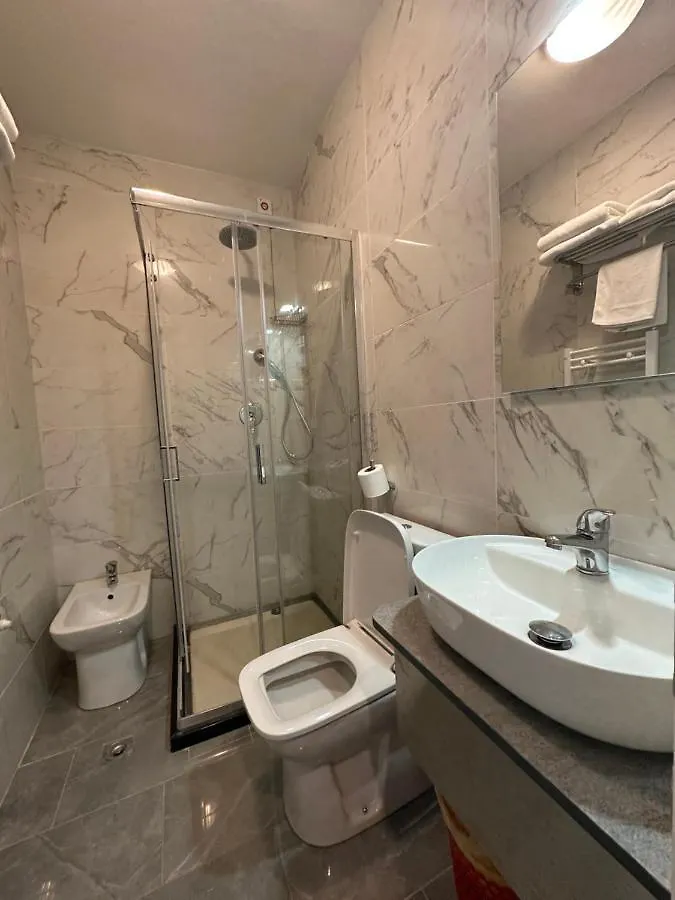 Hotel Midway Milan