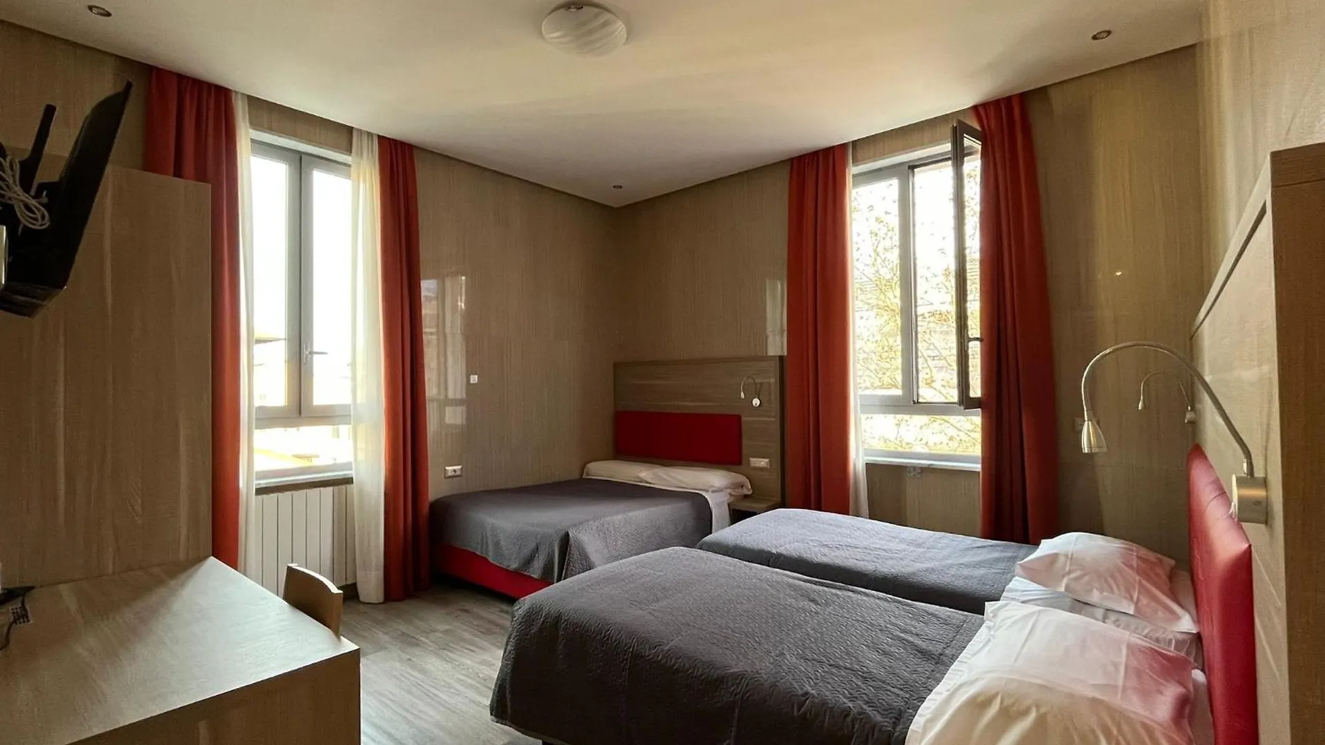 Hotel Midway Milan 3*,  Italy